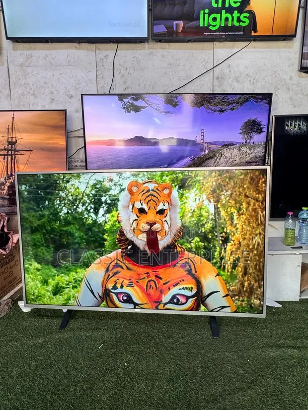 Philips 60 Inches Dolby Vision Ultra High Definition Graphics Tv · Photo 1