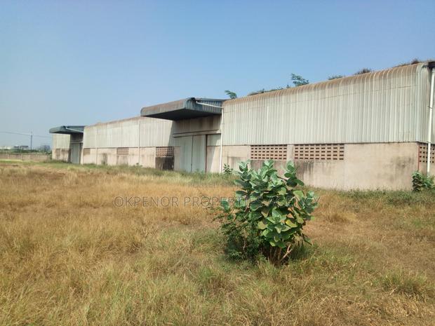 Warehouse for Rent at Freezone · Photo 3
