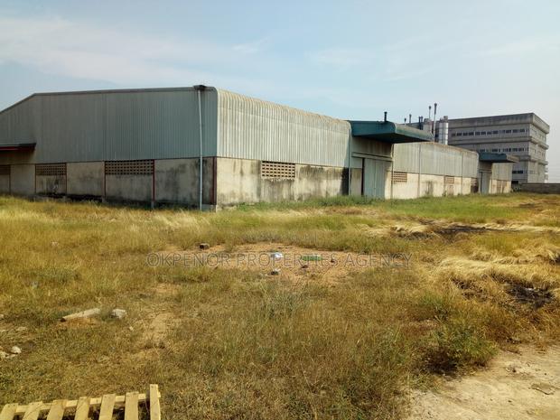 Warehouse for Rent at Freezone · Photo 8