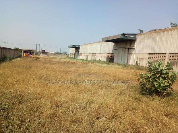 Warehouse for Sale at Freezone · Photo 3