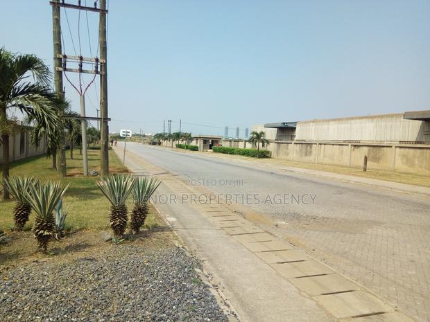 Warehouse for Sale at Freezone · Photo 5