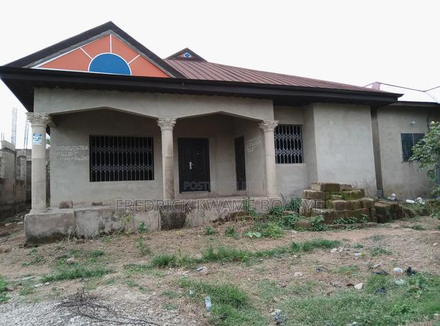 4bdrm House in Brother K Estate, Kumasi Metropolitan for sale · Photo 2