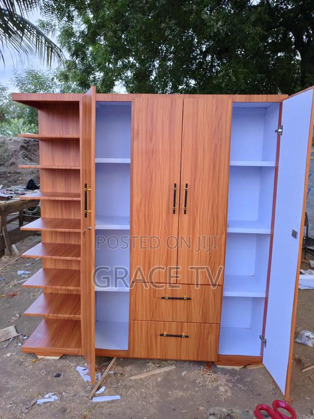 Cool and Neat 4in1 Wardrobe · Photo 2