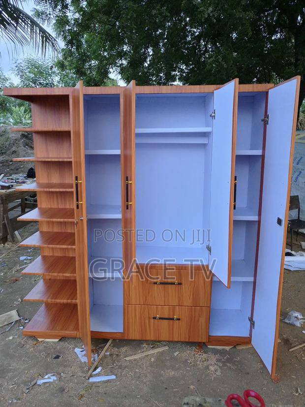 Cool and Neat 4in1 Wardrobe · Photo 3