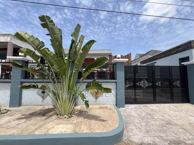 5bdrm House in Charclem Ventures, Adjiriganor for rent · Photo 1