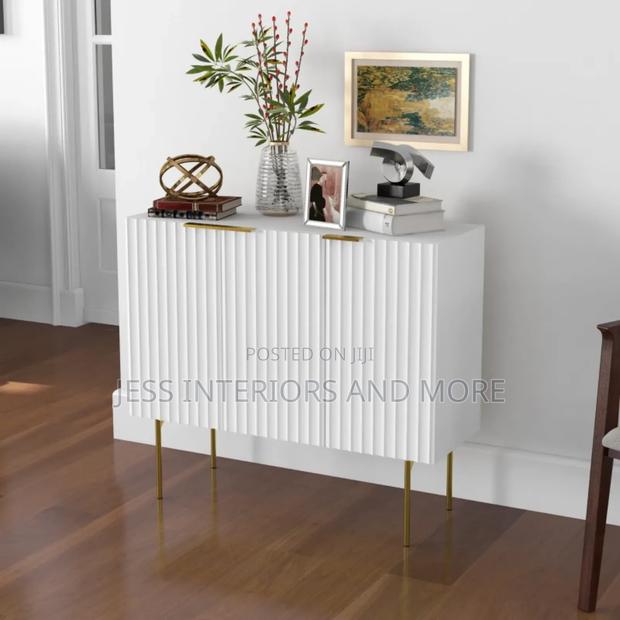 Sideboard (47.25"’) · Photo 1