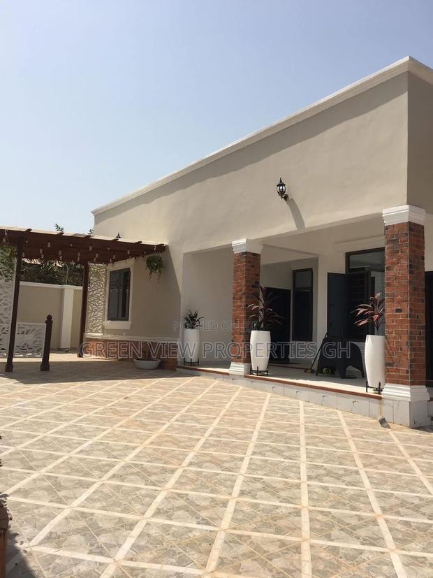 Furnished 4bdrm House in West Hills Mall Area for sale · Photo 4