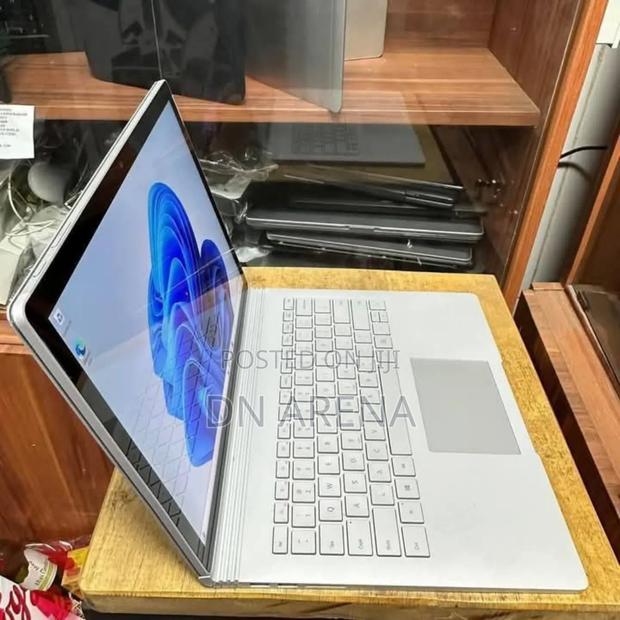 Laptop Microsoft Surface 3 32GB Intel Core I7 SSD 40GB · Photo 5