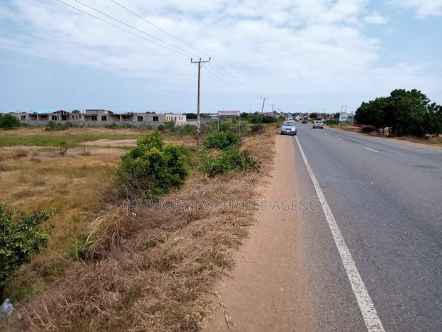 13acres of Roadside Land for Sale at Prampram · Photo 1