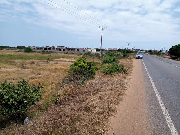 13acres of Roadside Land for Sale at Prampram · Photo 4