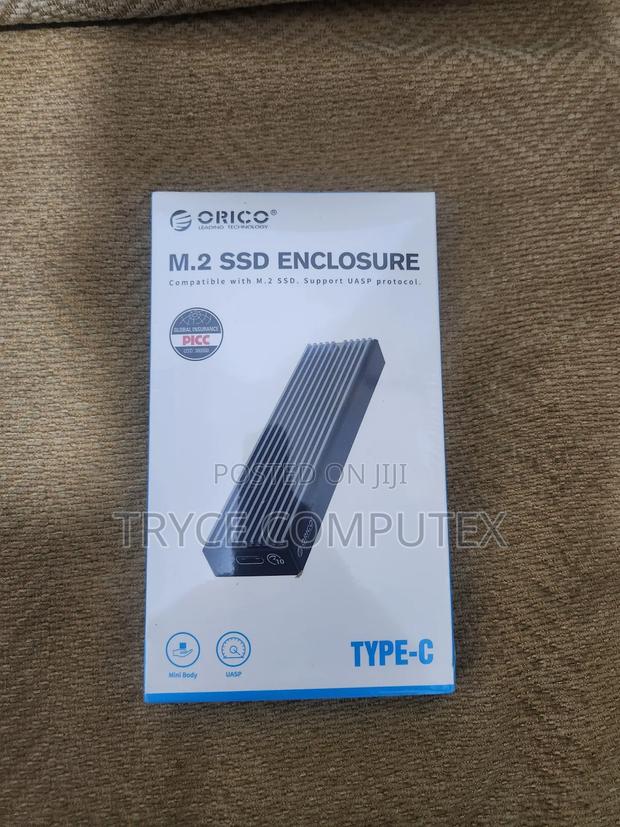 M.2 SSD Enclosure Type C · Photo 1