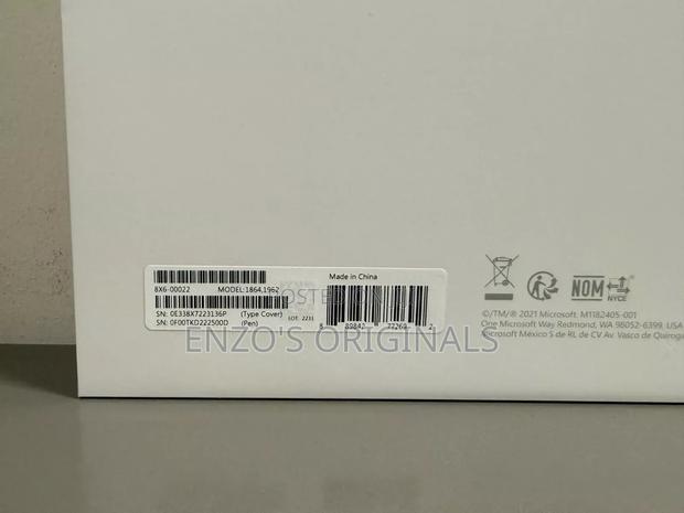 Surface Pro 9 and 11 Keyboard Cover Original New With Pen Holder · Photo 3