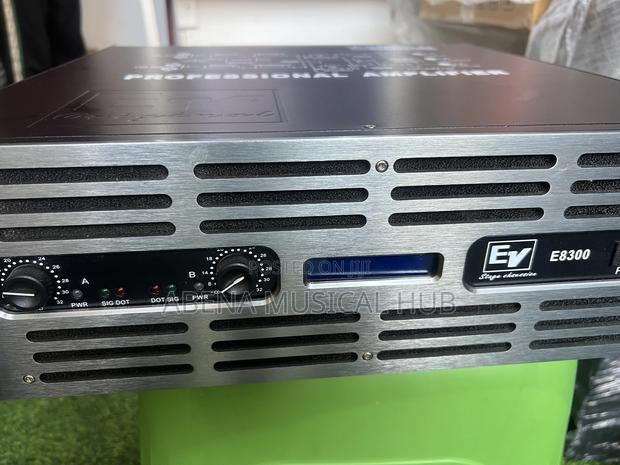 Ev Amplifier 8300 · Photo 1