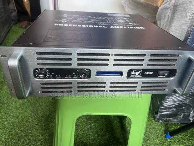 Ev Amplifier 8300 · Photo 3