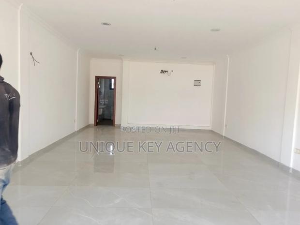 Newly Built Shops to Let in Dzorwulu · Photo 8