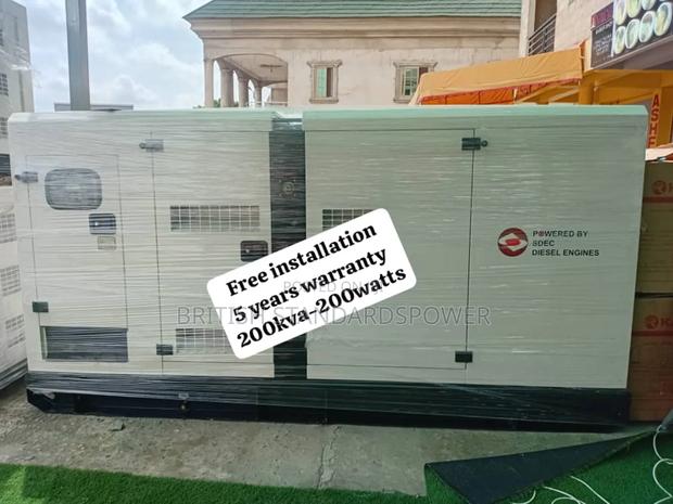 Waterproofing 200kva Silent Perkins Diesel Generator · Photo 1