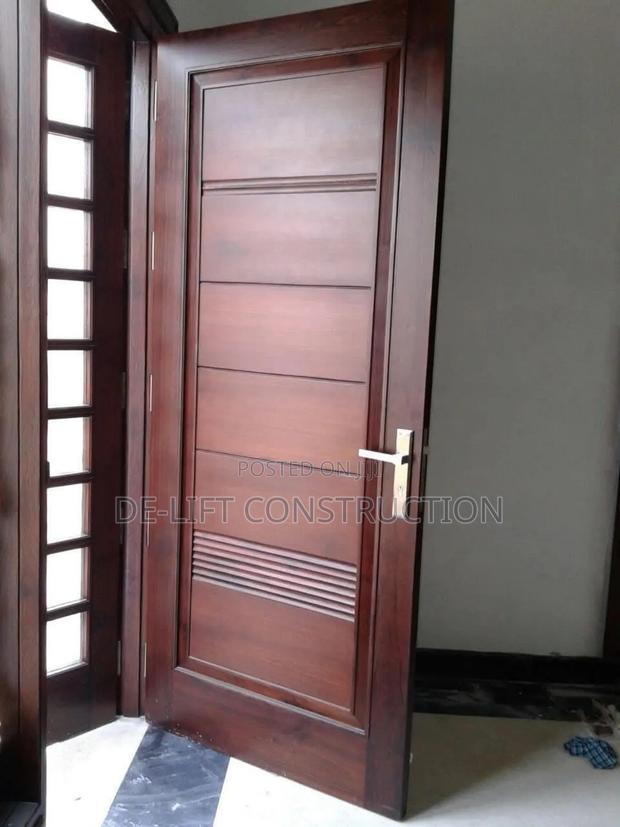 Are You Urgently Looking for a Professional Carpenter · Photo 8
