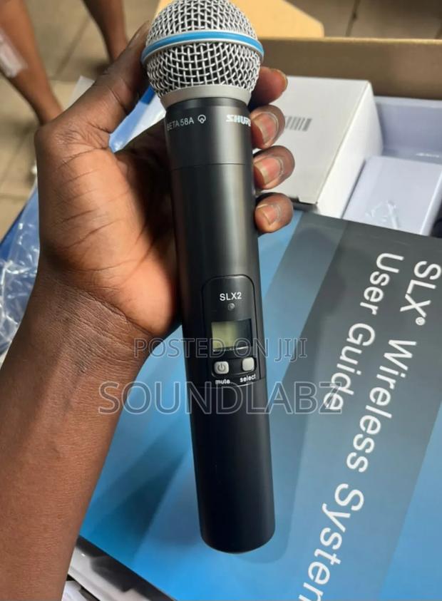 Shure Slx4 Professional Wireless Microphone · Photo 3
