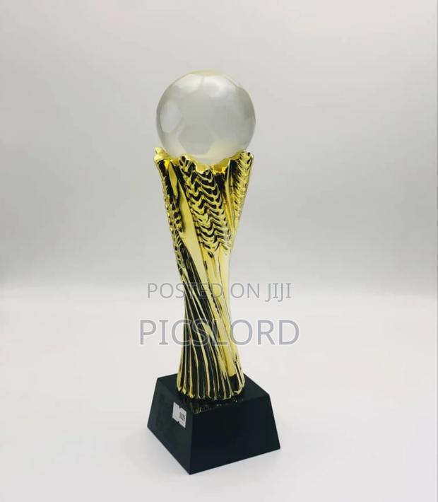 Crystal Plaques · Photo 3