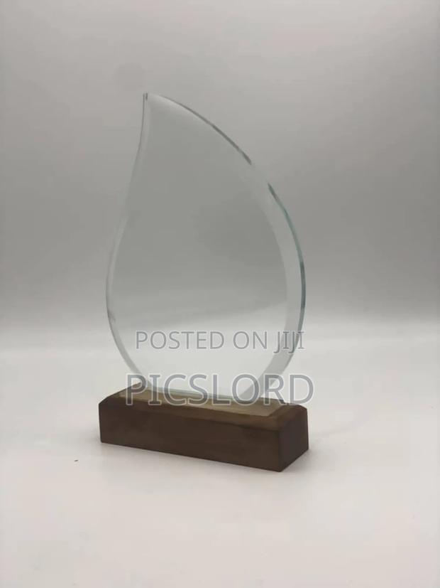 Crystal Plaques · Photo 8