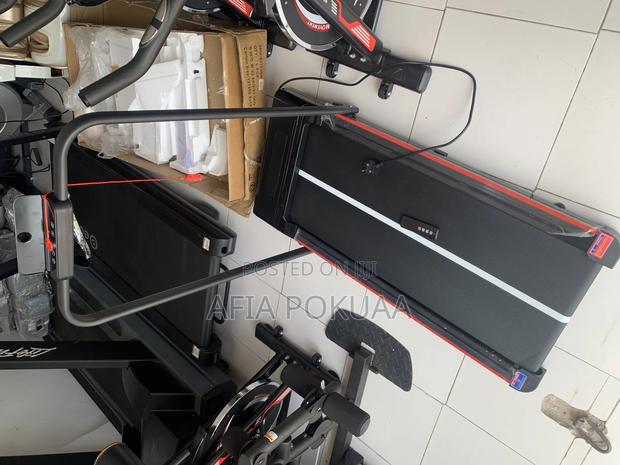 Fitness Treadmill · Photo 3