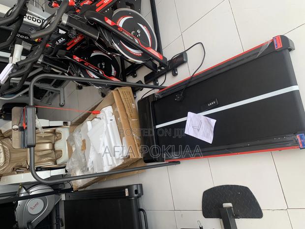 Fitness Treadmill · Photo 8