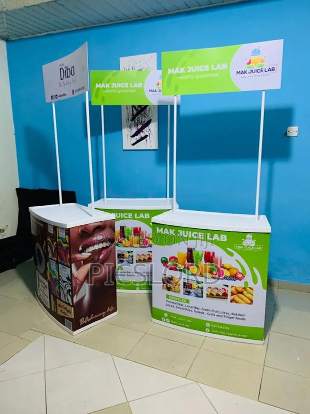 Promotional Table Stand · Photo 5