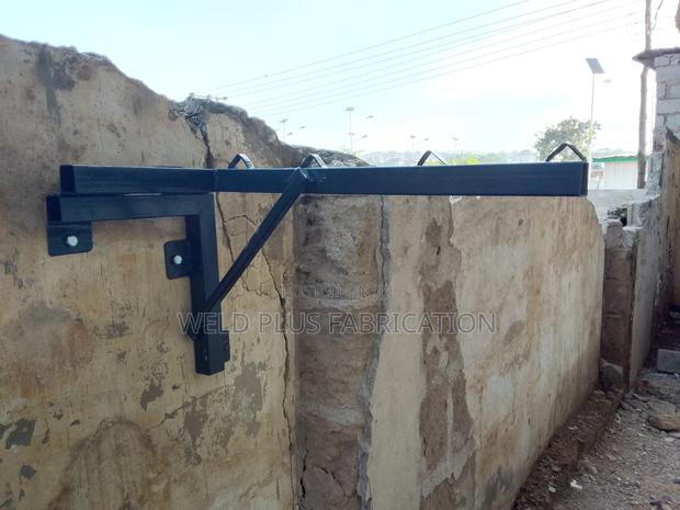 Collapsible Metal Dry Line · Photo 1
