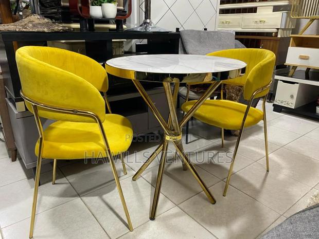 Restaurant Table With Chairs · Photo 1