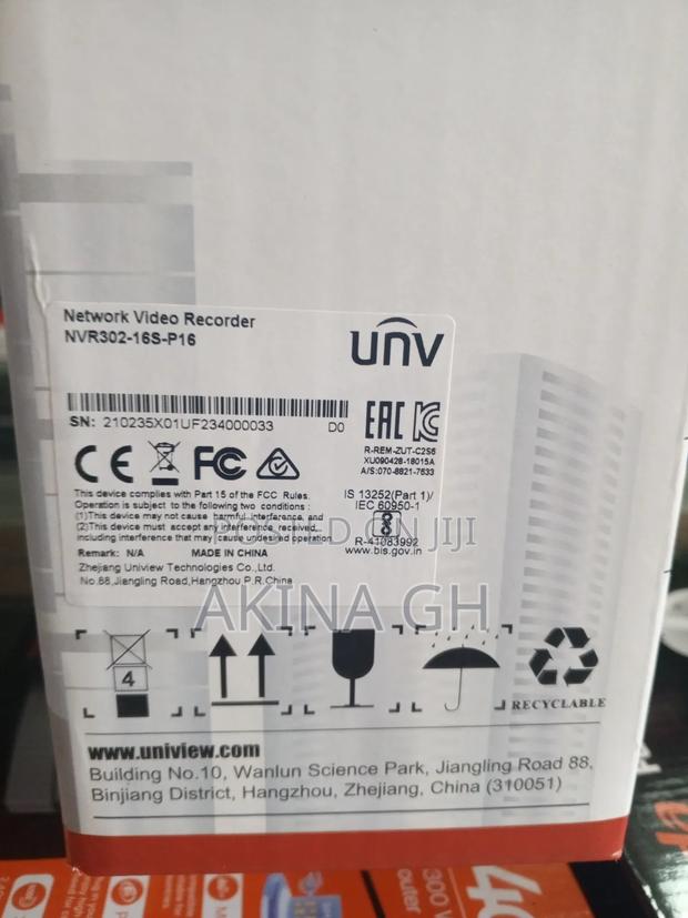 Uniview Unv 16ch Poe NVR Nvr302-16s-P16 · Photo 2