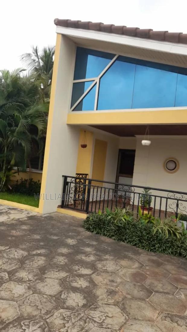 3bdrm House in Hfc Estate Area, Spintex for rent · Photo 5