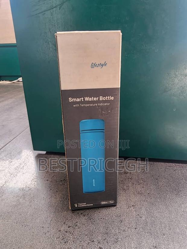 Smart Water Bottle With Temperature Indicator · Photo 1
