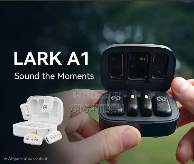 Hollyland Lark A1 Combo 2-Person Wireless Microphone · Photo 1