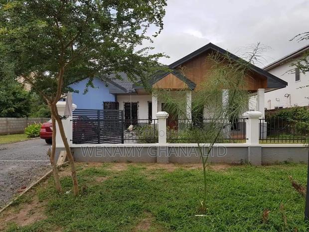Furnished 4bdrm House in Community 25, Tema Metropolitan for sale · Photo 1