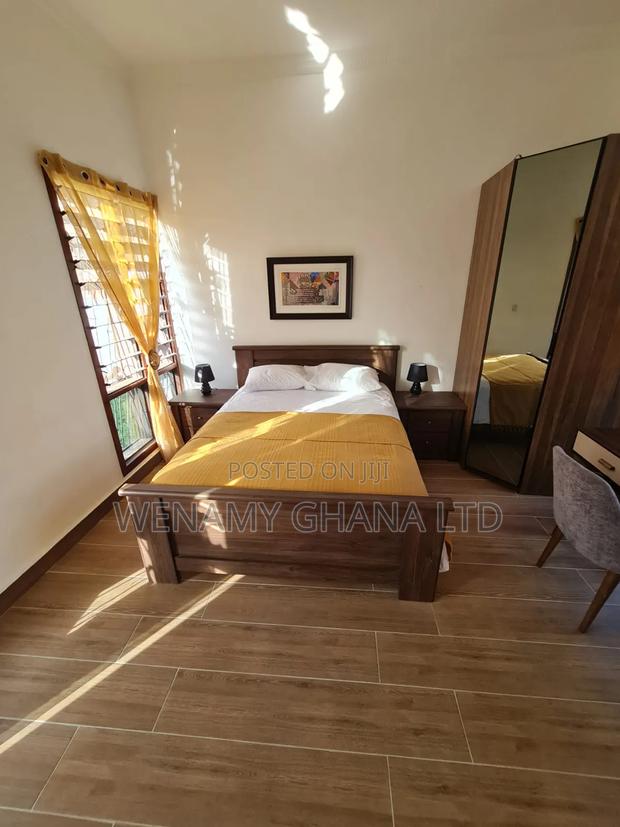 Furnished 4bdrm House in Community 25, Tema Metropolitan for sale · Photo 6