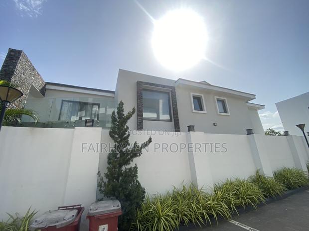 Furnished 4bdrm Apartment in East Airport for sale · Photo 4