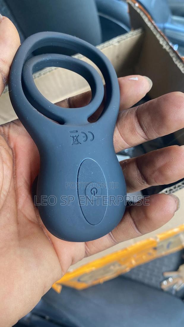 Vibrating Cock Ring · Photo 1
