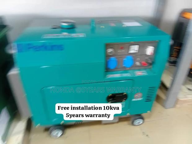 Nova Controller Perkins Diesel Generator 10kva · Photo 1