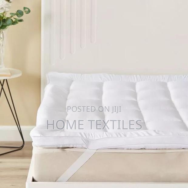 Mattress Topper For King Size And Queen Size Mattresses · Photo 1