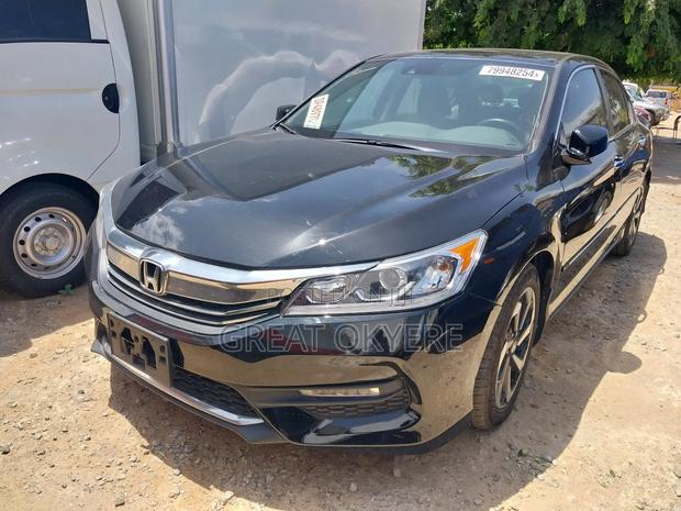Honda Accord EX 4dr Sedan FWD (2.4L 4cyl 2A) 2016 Black · Photo 1