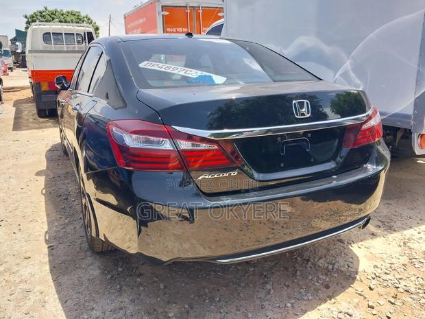 Honda Accord EX 4dr Sedan FWD (2.4L 4cyl 2A) 2016 Black · Photo 5
