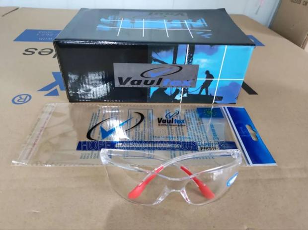 Vaultex Safety Spectacle - Plain [Complete Uv Protection&Anti-scratch] · Photo 2