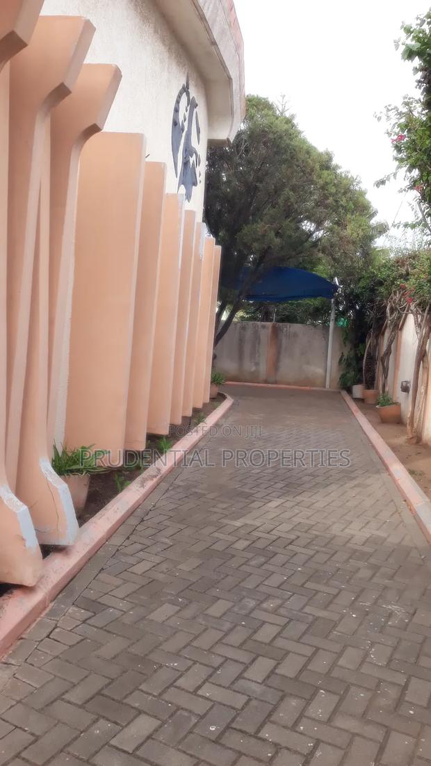 5bdrm House in North Kaneshie for sale · Photo 8
