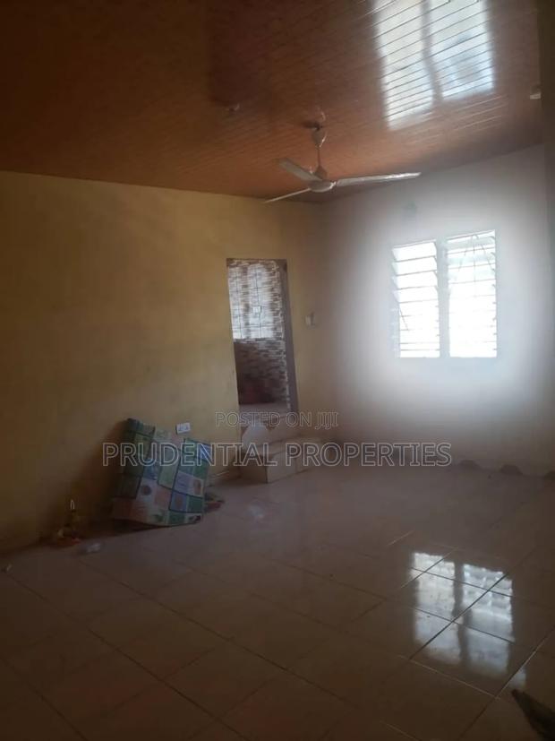 4bdrm House in North Kaneshie for sale · Photo 3