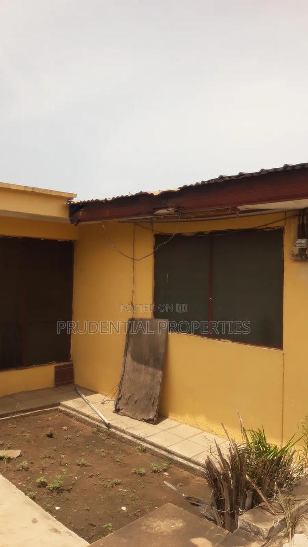 4bdrm House in North Kaneshie for sale · Photo 8