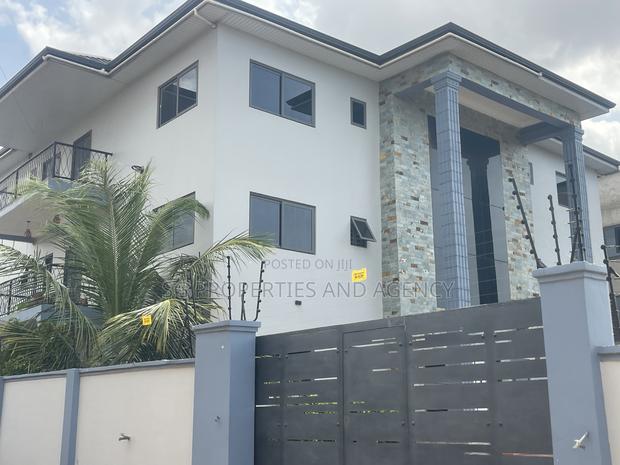2bdrm Apartment in Com 19, Spintex for rent · Photo 6