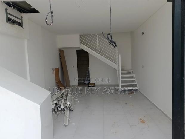 Shop to Let in Cantonment · Photo 3