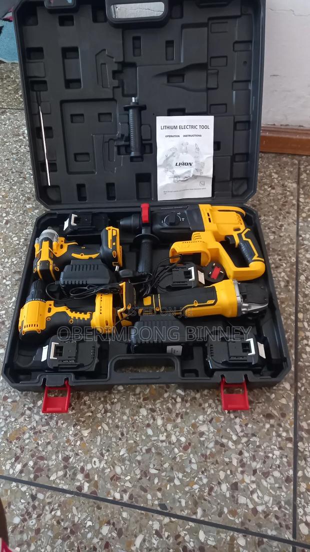 Drilling Machine · Photo 3