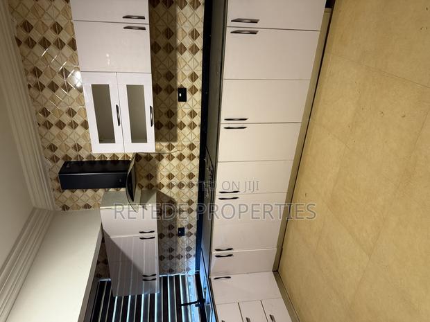 Furnished 7bdrm House in Retede Properties, Kumasi Metropolitan · Photo 5