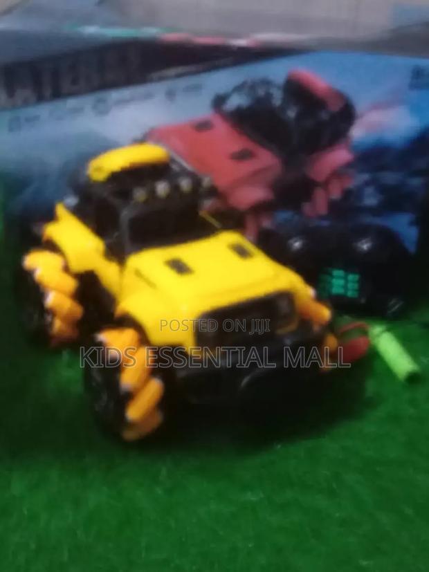 Remote Control Car · Photo 1
